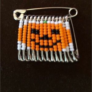 HALLOWEEN PINS YOU CHOOSE ! MADE TO ORDER! DO NOT BUY LISTING ! PM TO ORDER !